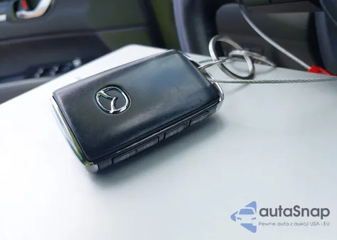 2021 Mazda Cx-5 Grand Touring z USA, uszkodzony, nr VIN JM3KFBDM7M0434929